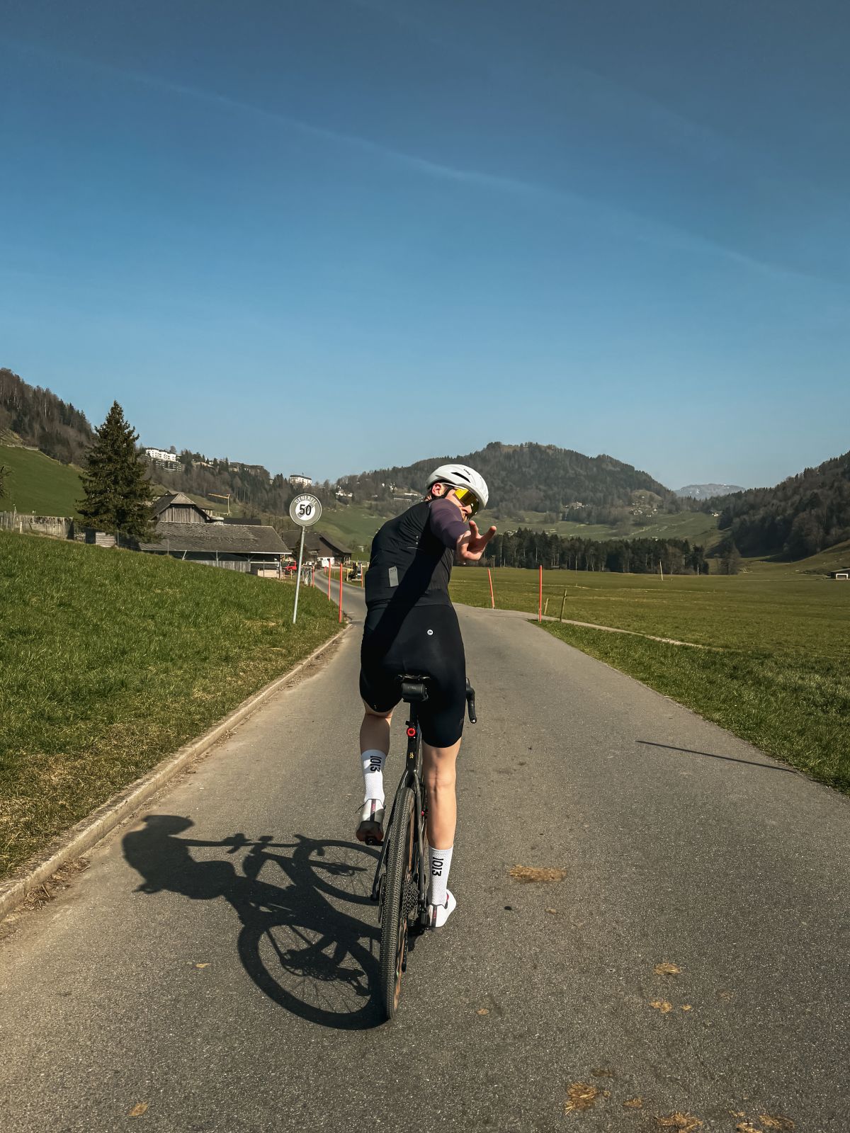 Simon Mathis unterwegs auf dem Rennrad